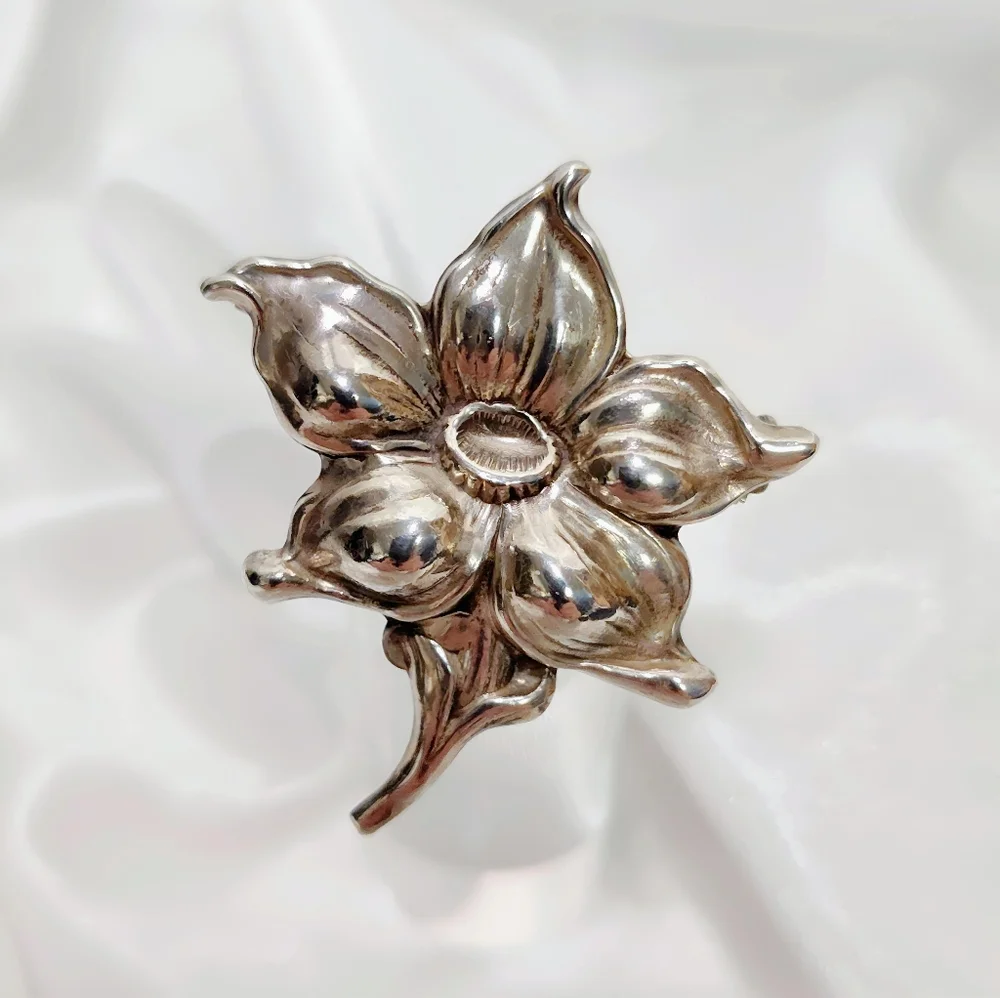 Vintage Sterling Silver LANG Flower Brooch Pin